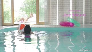 A Girl Knows - Hot Czech babes in outdoor lesbian sex