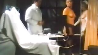 Vintage lesbian shaving