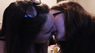 Gf kiss her friend 
