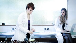 Lesbian Scientist Experiments with Pussy