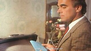 Petites annonces tres speciales - 1983 Full Movie