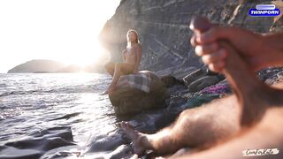 DICK FLASH on a nudist beach: Stranger caught me jerking off and helped me cum