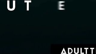 Pregnant Spinner Madi Collins Craves Gushing Creampies!