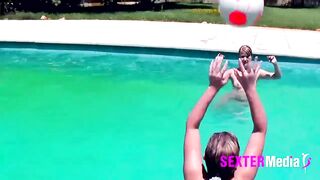 Erste Lesbensex Erfahrungen auf Malle!!!