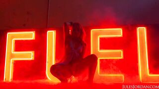 Jules Jordan - Anna Claire Clouds Dark Side - Part 2: Anna's First Dp