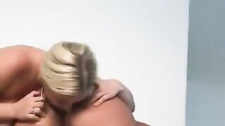lesbian asslicking