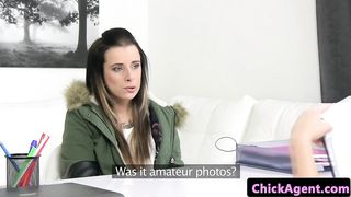Les casting agent straponfucks inked babe