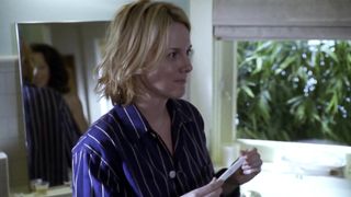 Laurel Holloman and Jennifer Beals - The L Word 04