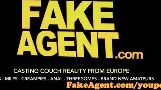 FakeAgent Smoking hot amateur takes juicy Creampie in her hairy bush