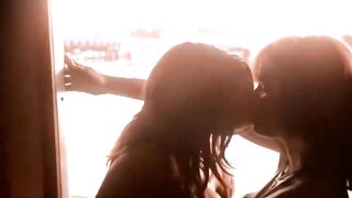 The L-Word Season 1 kissing scenes