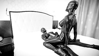 Latex blind lesbian fucking