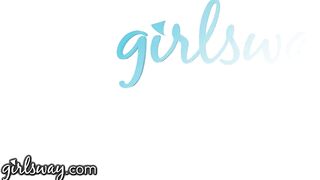 Dee Williams Has BDSM Moment With Dominatrix Bunny Colby