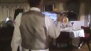 Lesbians in toilett - cw