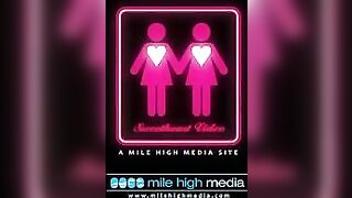 Allie Haze and Annabelle Lee are Ass Eating Lesbos