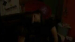 Amature Lesbian kiss (001)