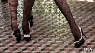 Must See - Extra incredible Blonde Lesbians in Stockings go 