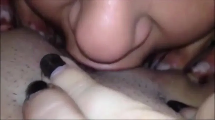 Close up pussy licking - Lesbian Porn Videos