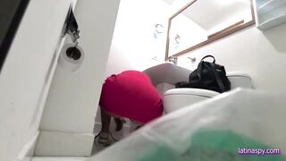 bathroom spy on my sexy maid before pounding her cakes