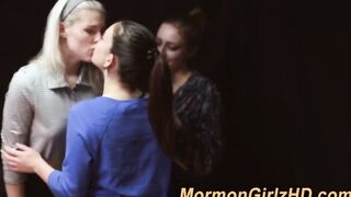 Lesbian teens fingering