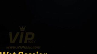 REAL - Girl washes her friends hair with piss