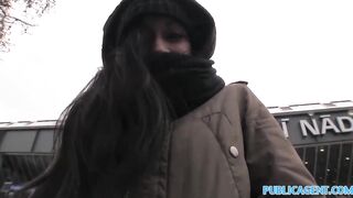 PublicAgent fucks a homeless women