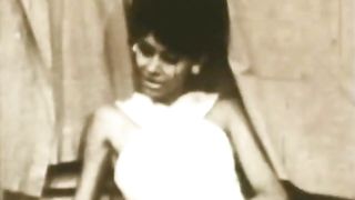 Lusty Ladies Has Sensual Lesbian Orgasms (1960s Vintage)