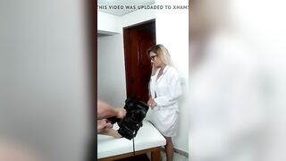 Lilith chupando a amiga