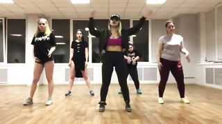 Swag Rus Panda twerk class and lesson 