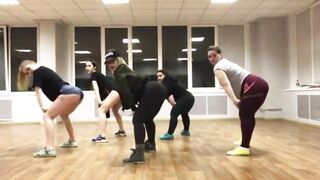 Swag Rus Panda twerk class and lesson 