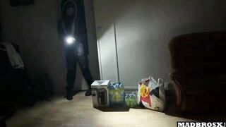 Thief Caught And Fucked At Home To Escape The Police !!!