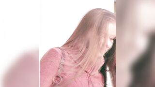 Sensual Lesbian Kissing