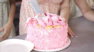 3 Gorgeous Girls they have Fun in the Kitchen.