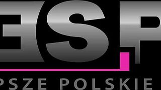 Polska królowa analu w gorących akcjach