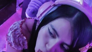 My BEST FRIEND'S GIRLFRIEND gives me a BLOWJOB on VALENTINE'S DAY PART 1 - PriscyRollplay