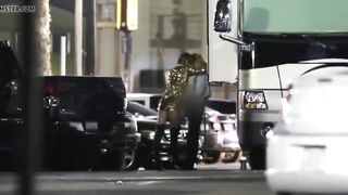 Miley Cyrus kissing and Fingering Stella Maxwell (Staged)