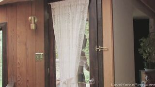 Ebony babe loves fucking her girlfriends pussy