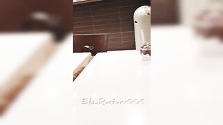 I am without panties, flashing pussy in public ElsaRixterXXX
