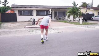 BANGBROS - Today Johnny Love Gets To Use His Big Ass Neighbor Jenna Starr's Wet Cunt