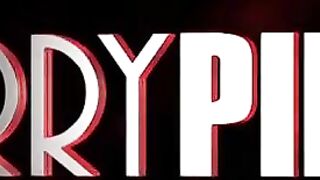 Big Tits Lesbian Pussy Licking and Fingering Each Other Before Tribbing