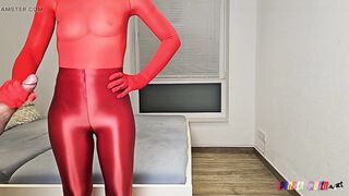 SpandexQueen makes him cum on her red nylon gloves body and spandex leggings