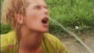 Pissing action, bbw girl,piss from driving car window