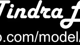 Fit amateur babe loves riding his fat cock and make him cum - Tindralo