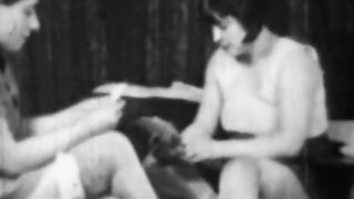 Lesbian Girls at Cards Catfighting (1940s Vintage)