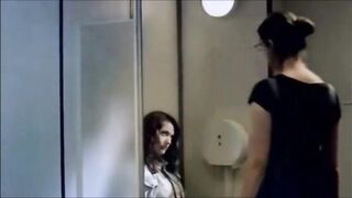 ladies room scene