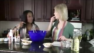 Naughty girls Alia and Siri