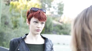 Carter Cruise saves Mia Malkova from the bully