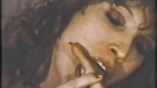 Vintage Lesbian Loop