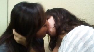 Dare You To Make Out