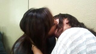 Dare You To Make Out
