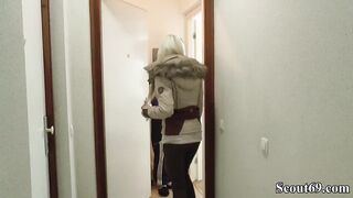 Schwester zeigt ihrem Jungfrau Stief-Bruder wie gefickt wird